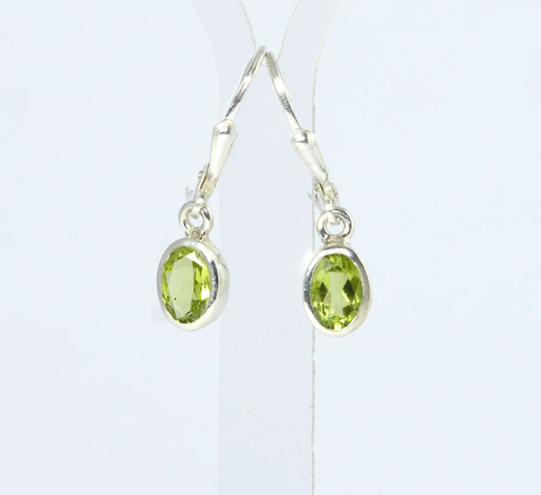 Unikat Ohrhänger Peridot Oval 6x4
