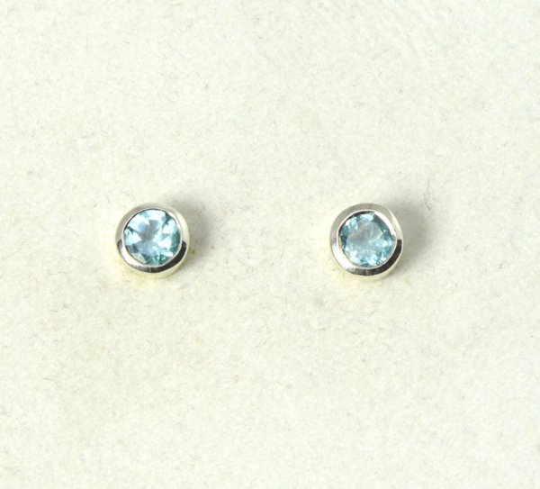 Unikat Ohrstecker Apatit Rund 5 mm