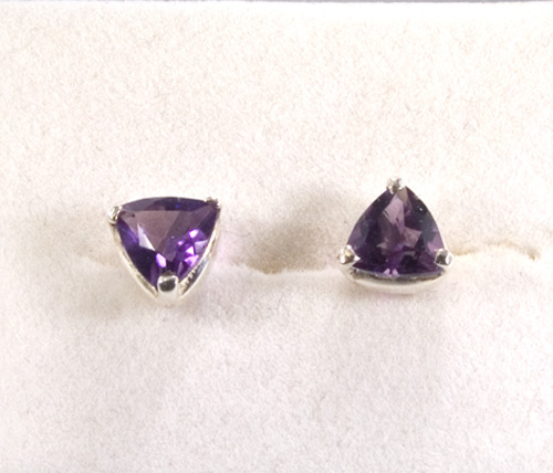 Ohrstecker Amethyst Triangel