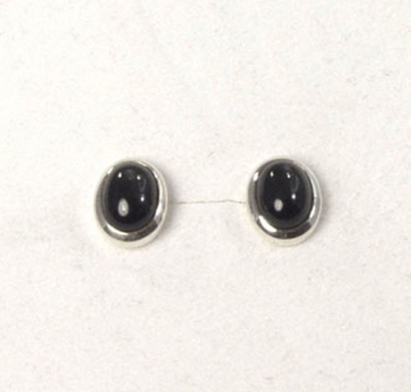 Ohrstecker Stern-Diopsid Oval 8x6 mm