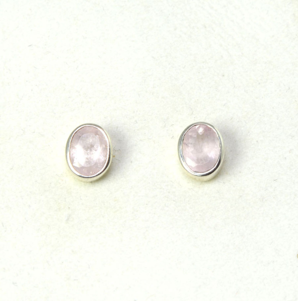 Unikat Ohrstecker Morganit Oval 8x6 mm