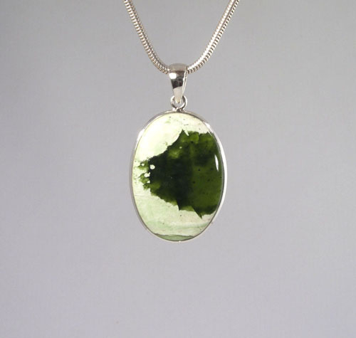 Unikat Anhänger Chrom-Chalcedon Oval