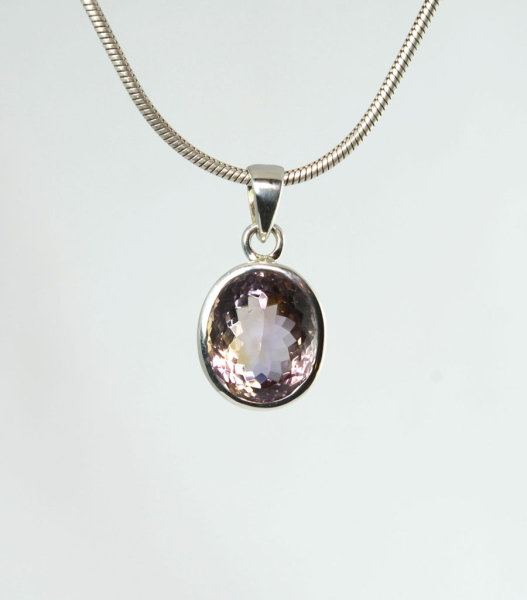 Unikat Anhänger Ametrin Oval Facettiert 16x14 mm