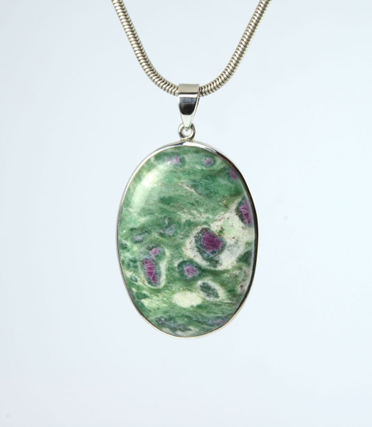 Unikat Anhänger Rubin-Disthen Oval 47x32 mm