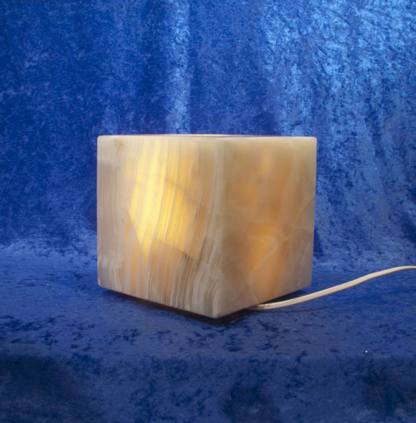 Unikat Calcit-Leuchte Würfel 15x15 cm