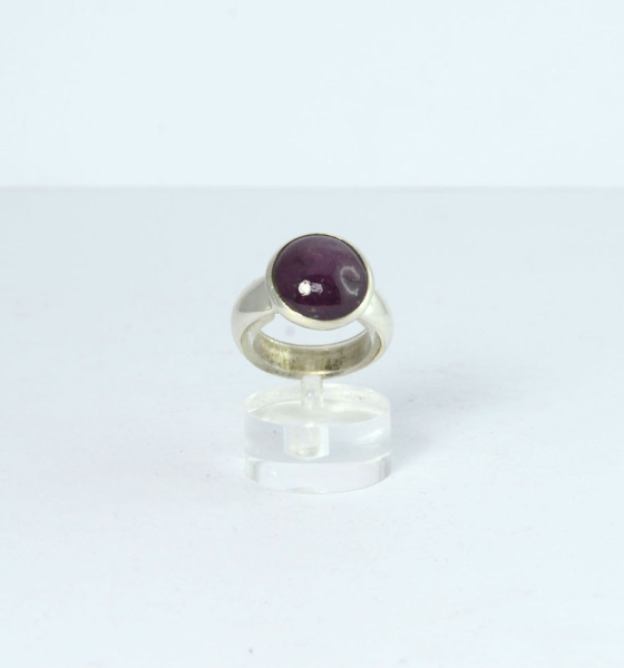 Unikat Ring Stern-Rubin Rund