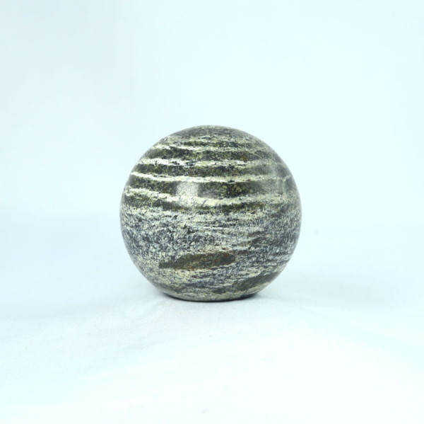 Serpentin Silberauge Kugel 51 mm