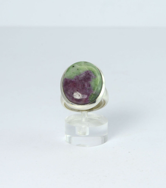 Unikat Ring Rubin-Zoisit Oval 23x18 mm