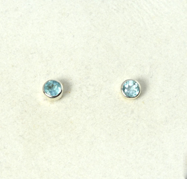 Unikat Ohrstecker Apatit Rund 4 mm