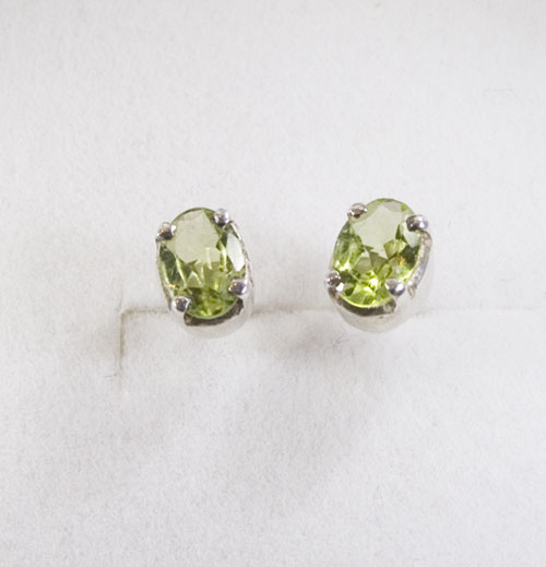 Ohrstecker Peridot Oval