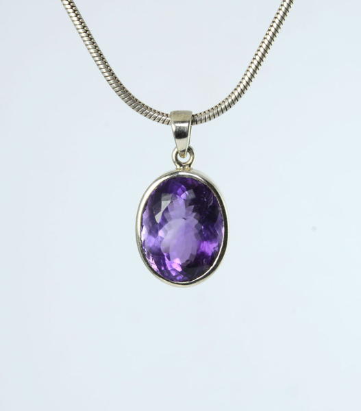 Unikat Anhänger Amethyst Oval 18x14 mm