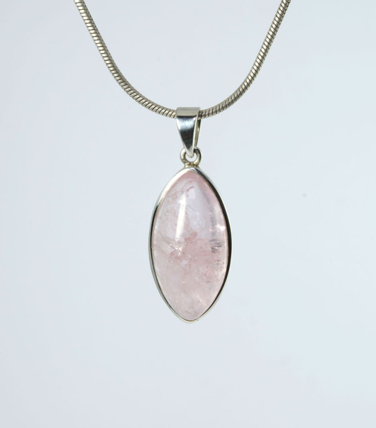 Unikat Anhänger Morganit Navette