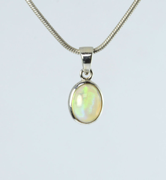 Unikat Anhänger Edelopal Oval 10x8 mm