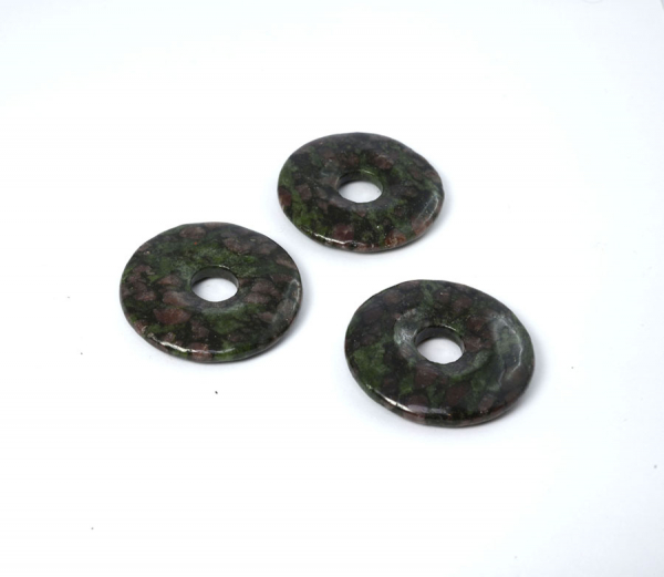 Granat-Pyroxenit Donut 40 mm
