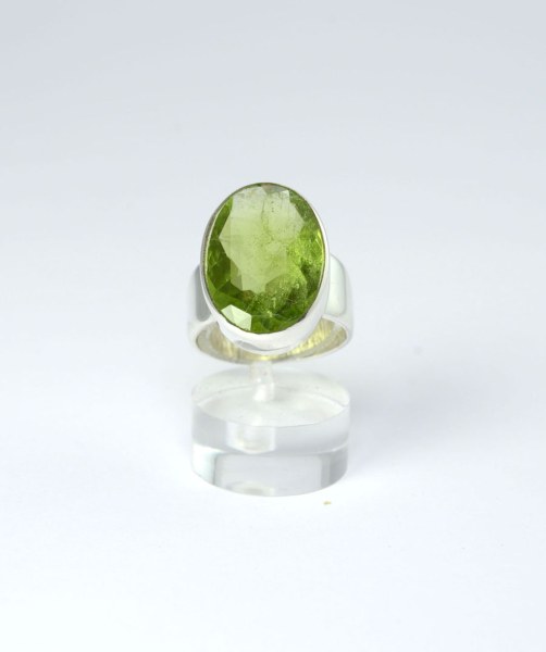 Unikat Ring Peridot Facettiert Oval 21x15 mm