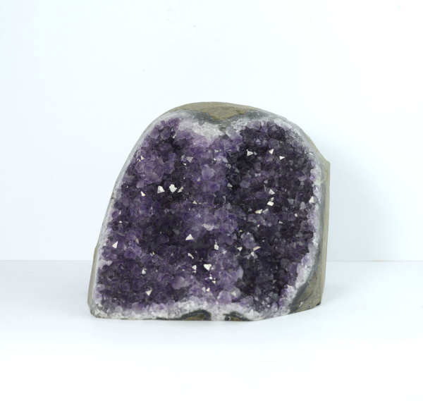 Amethyst Stufe mit Standfläche