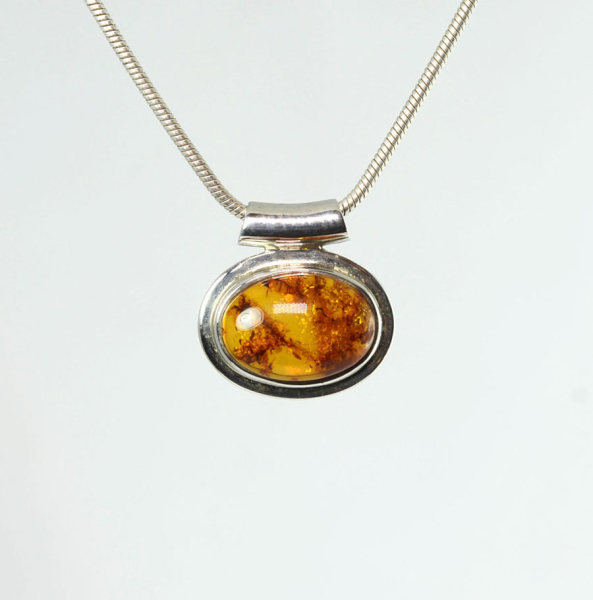 Unikat Anhänger Bernstein Oval 10x14 mm