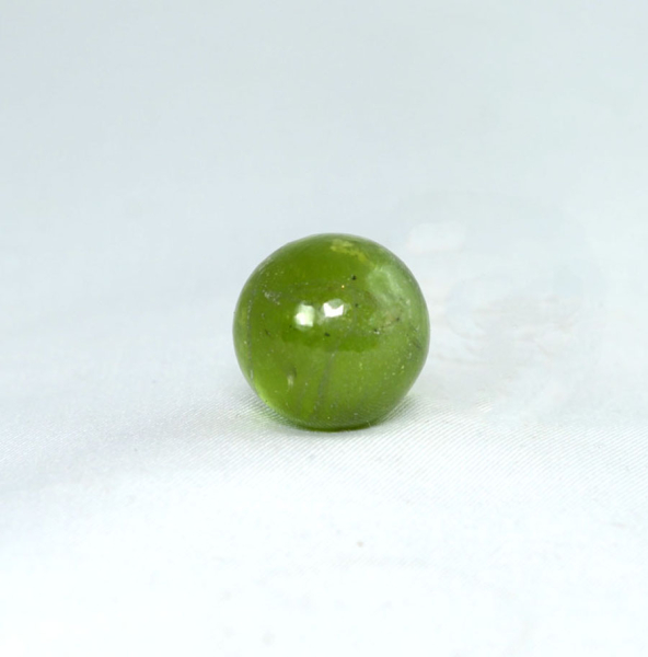Unikat Peridot Kugel 17 mm